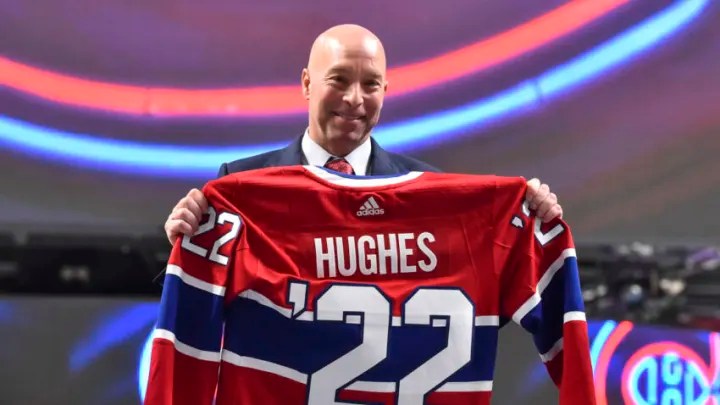 Hughes aux commandes